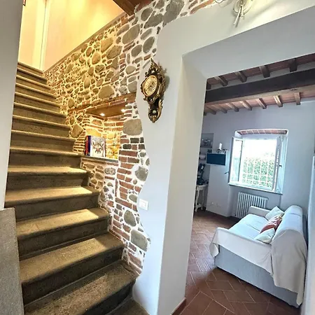 Вилла Rustico Del Chiasso - With Private Pool Near Лукка